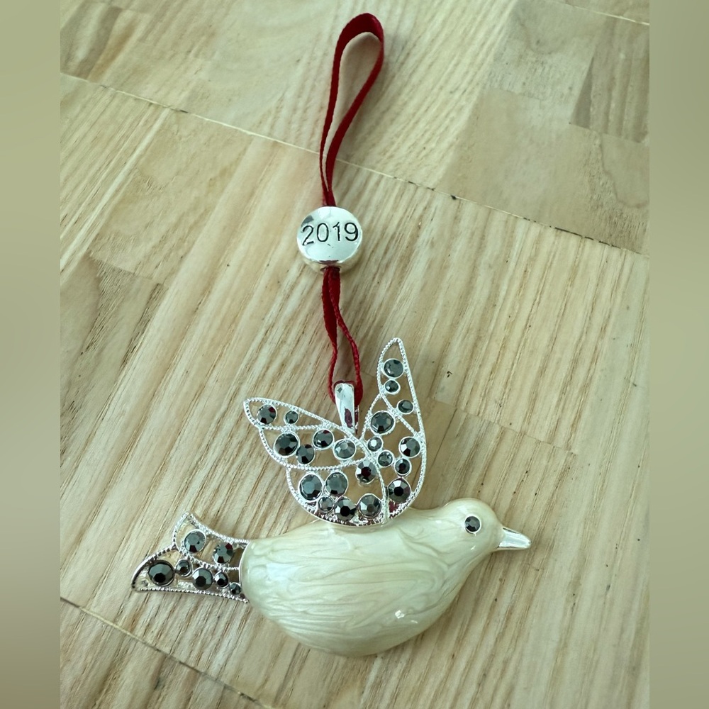 Liz Claiborne 2019 dove jeweled Christmas ornament